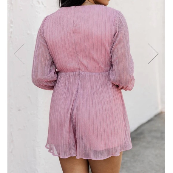 Pink lily romper - Picture 2 of 4